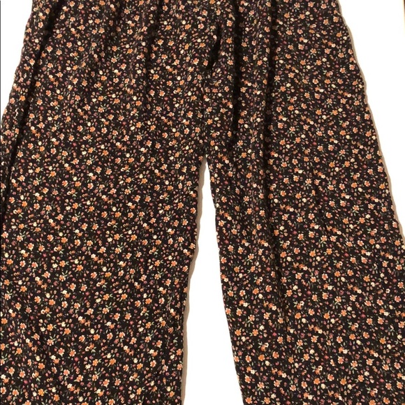 Floral stretchy pants - Picture 2 of 2